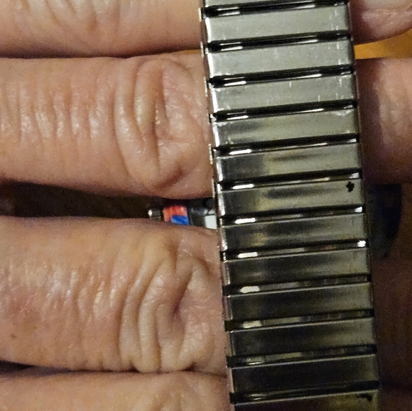 GENEVA L-20001 LADIES STRETCH BAND WATCH - Picture 4 of 4